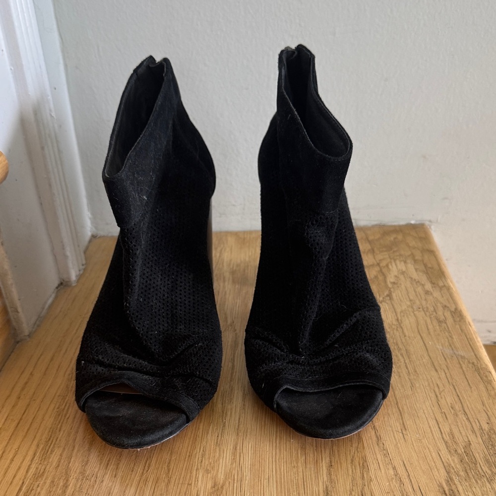 Vince Camuto Black Heeled Boots